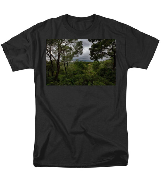 Hillside View from Spain Castle Gardens - Men's T-Shirt (Regular Fit)