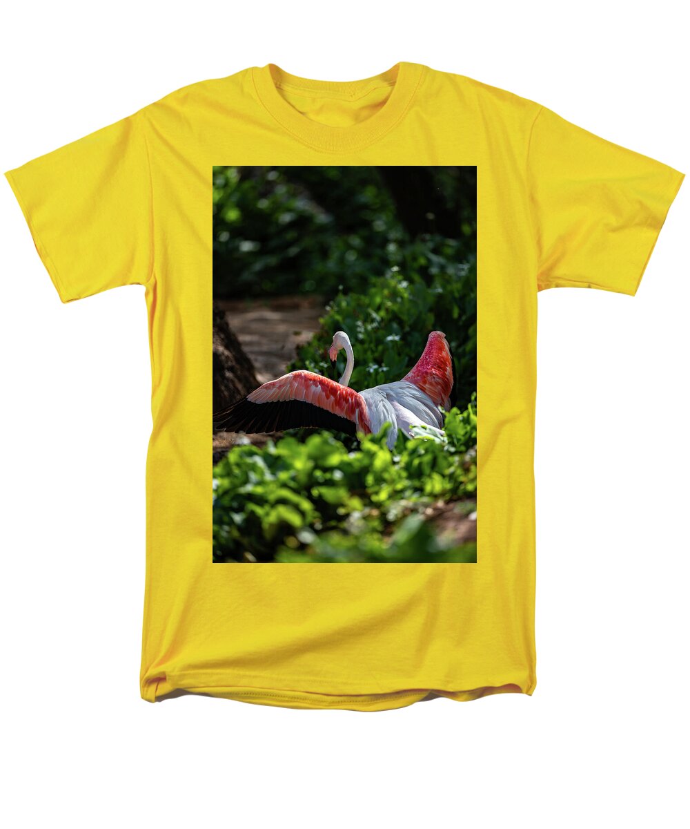 Reverse Fly Flamingo - Men's T-Shirt (Regular Fit)
