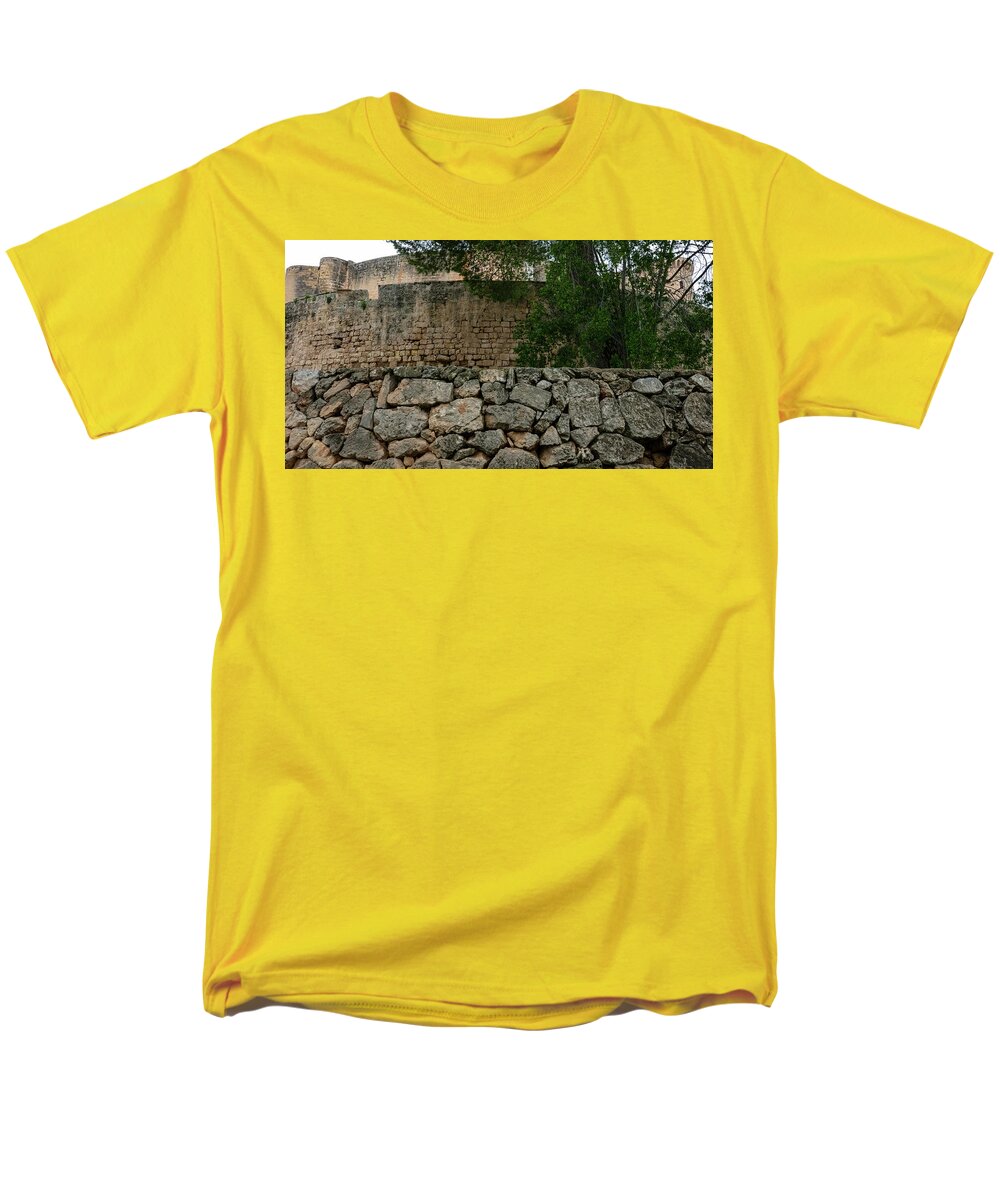 Spain Castle VIII - Men's T-Shirt (Regular Fit)