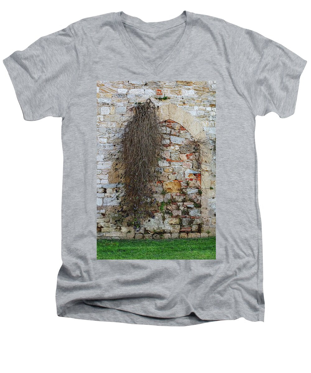 City Wall of Pisa - Men's V-Neck T-Shirt
