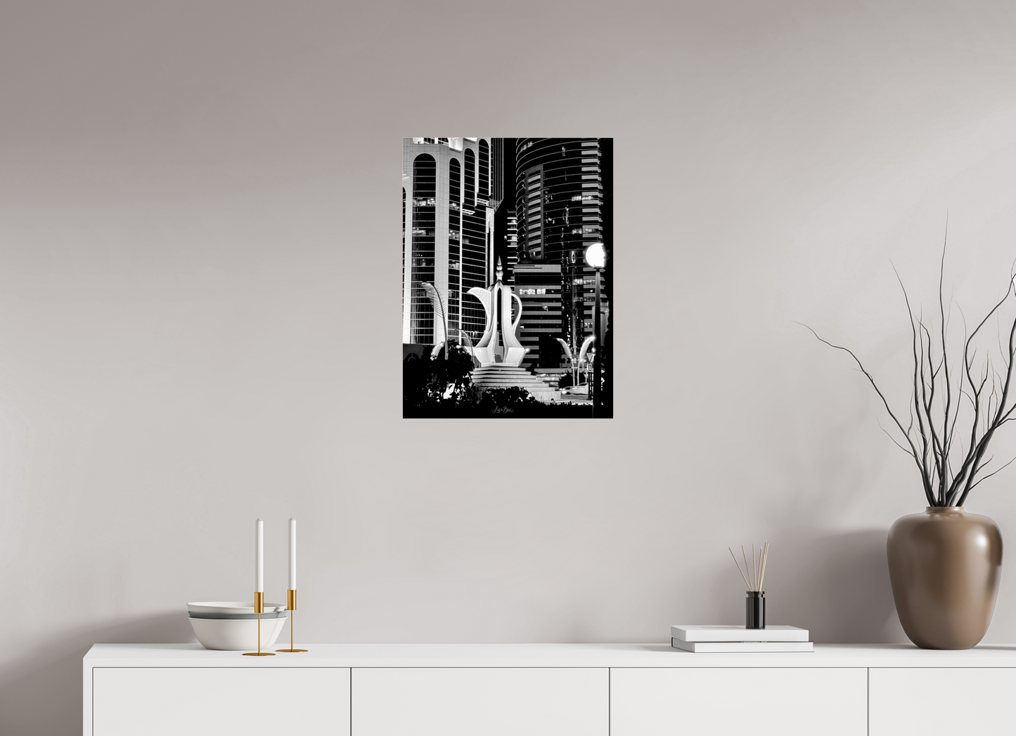 18 x 24″, Photo Print Under Acrylic Glass Al Dallah Hospitality Sculpture B/W