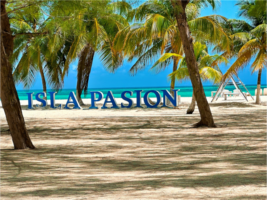 Main image Passion Island