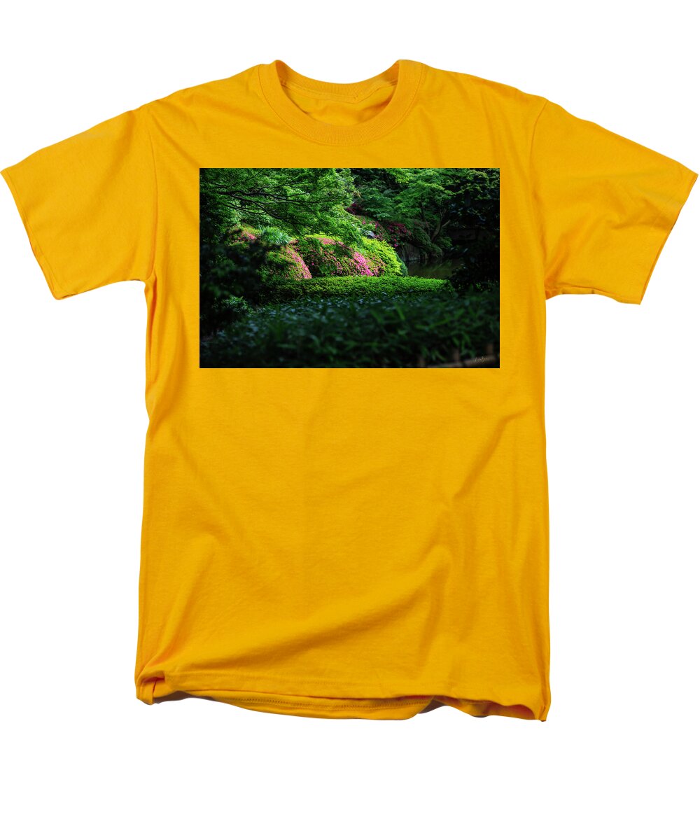 Gardens of Tokyo II - Men's T-Shirt  (Regular Fit)