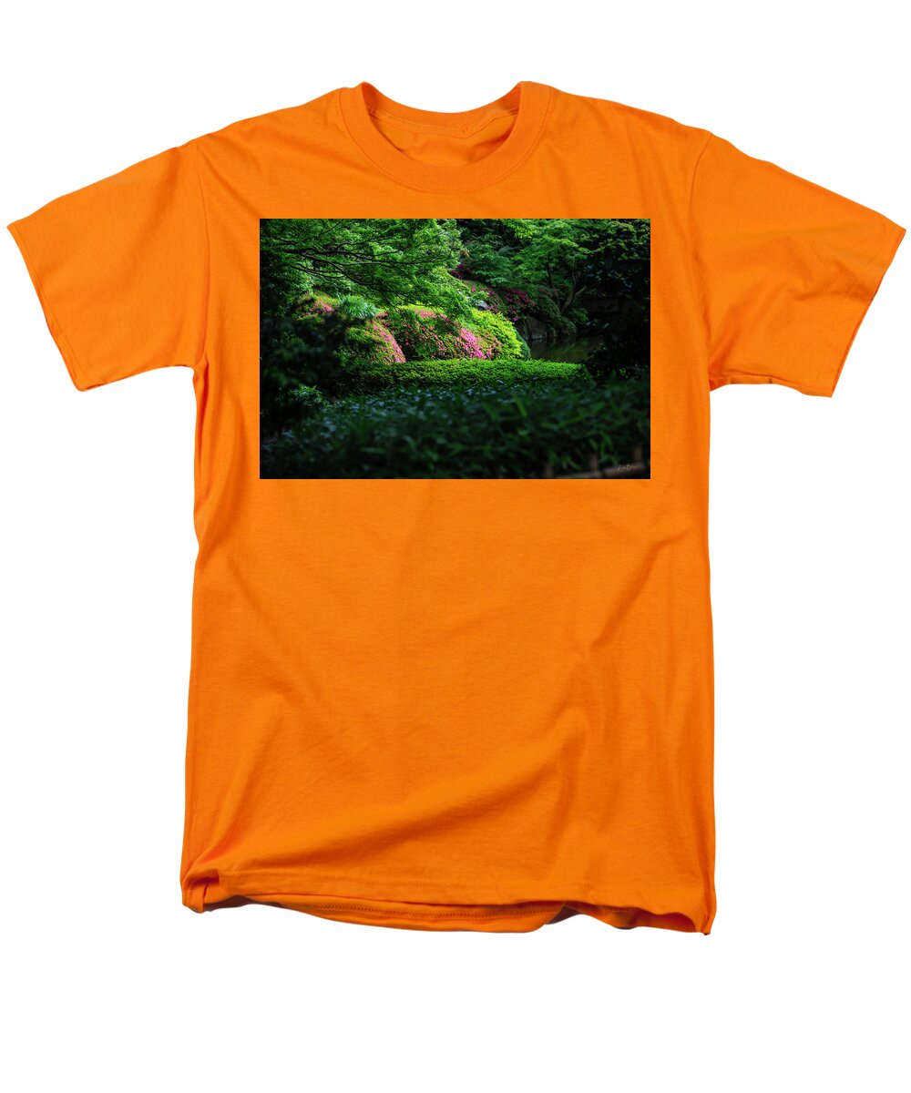 Gardens of Tokyo II - Men's T-Shirt  (Regular Fit)