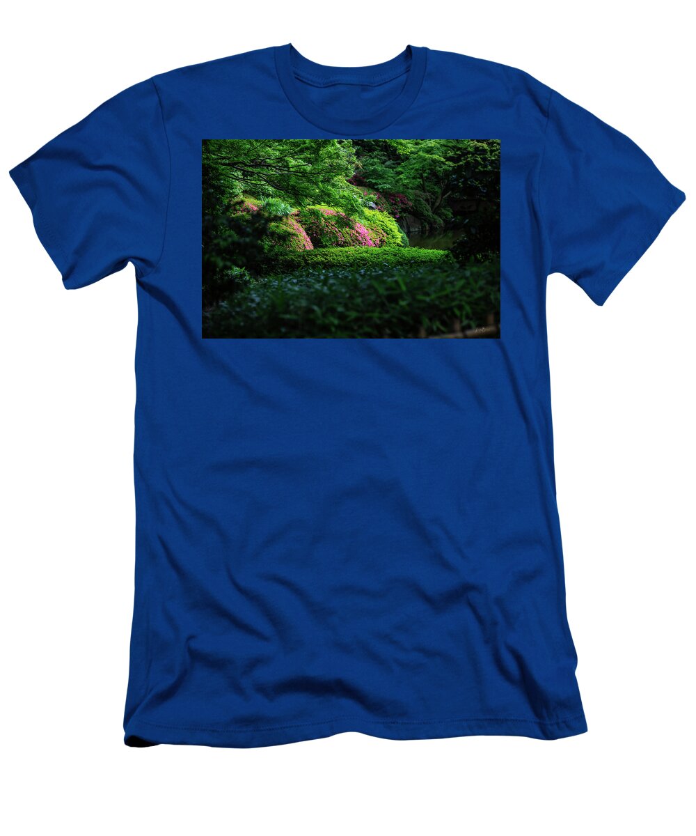 Gardens of Tokyo II - T-Shirt