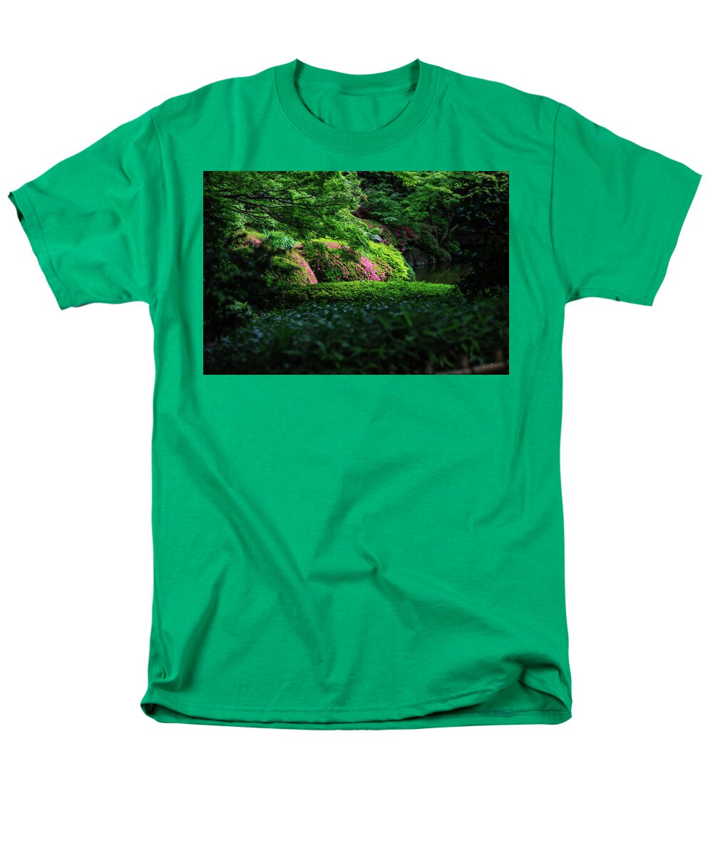 Gardens of Tokyo II - Men's T-Shirt  (Regular Fit)