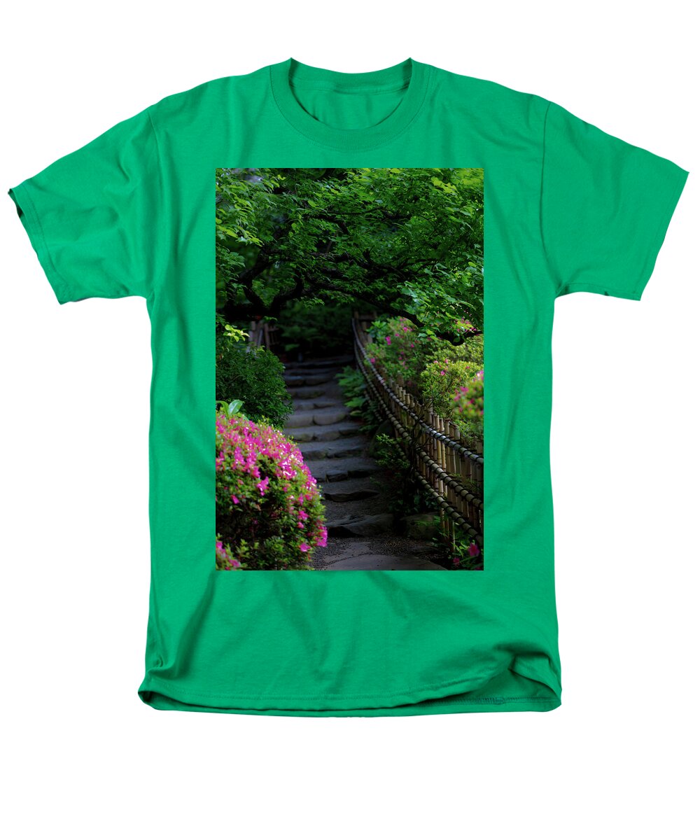 Gardens of Tokyo III - Men's T-Shirt  (Regular Fit)