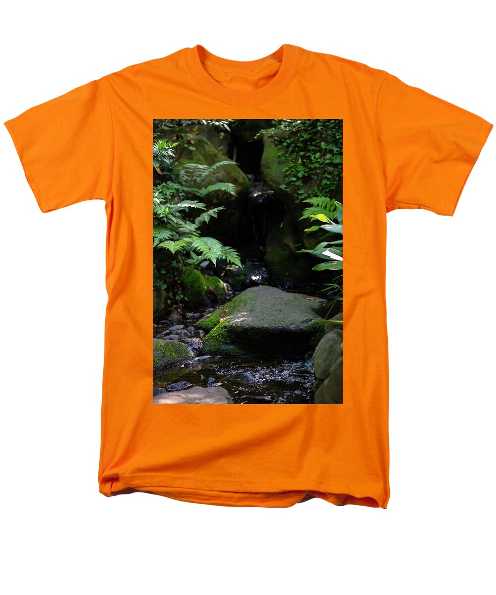 Gardens of Tokyo IV - Men's T-Shirt  (Regular Fit)