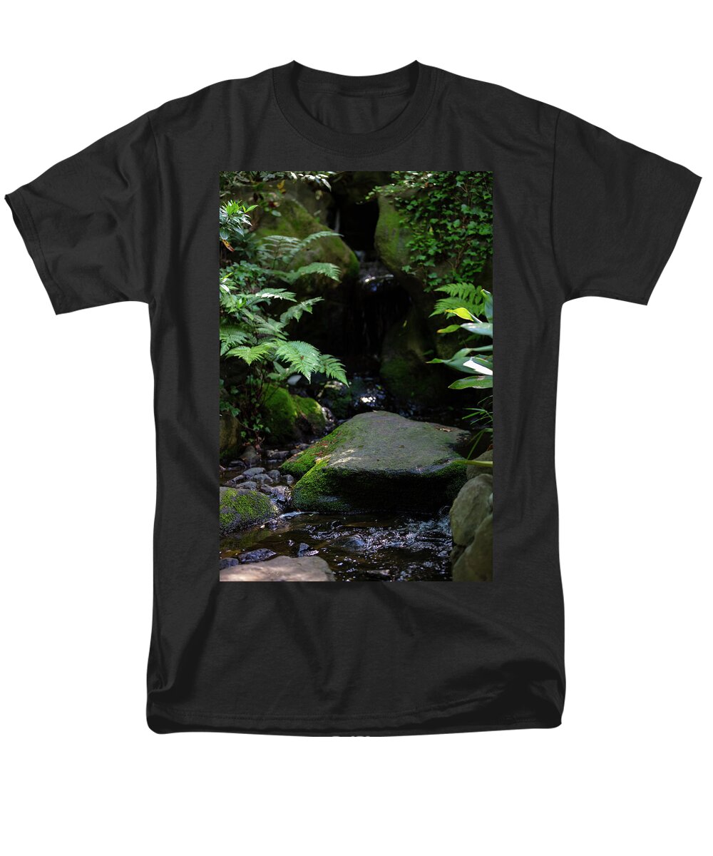 Gardens of Tokyo IV - Men's T-Shirt  (Regular Fit)