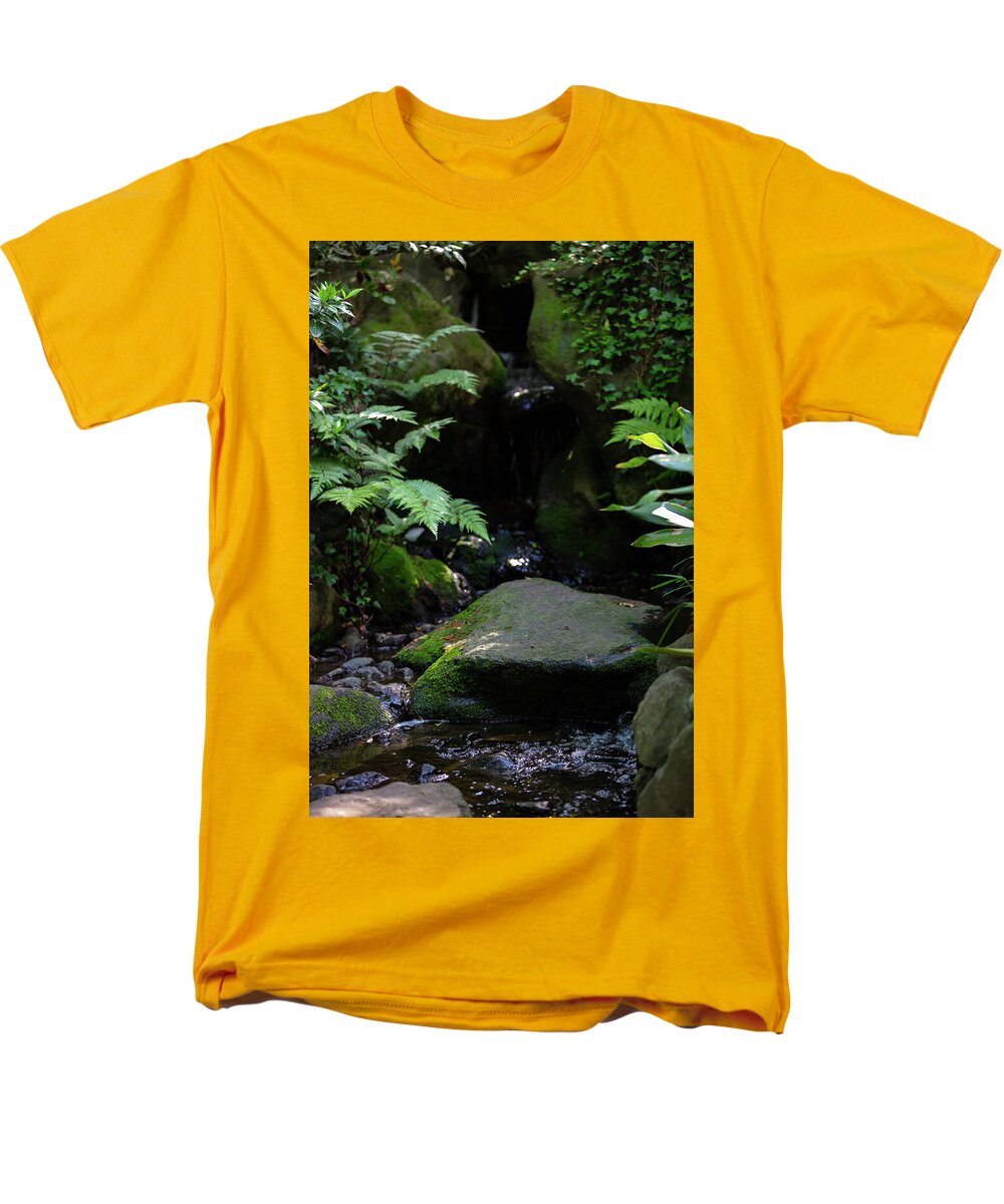 Gardens of Tokyo IV - Men's T-Shirt  (Regular Fit)
