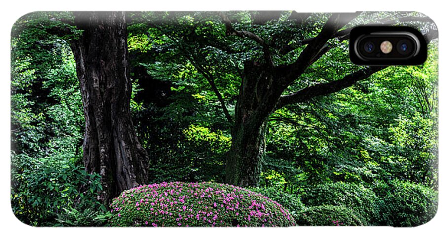 Gardens of Tokyo - Phone Case