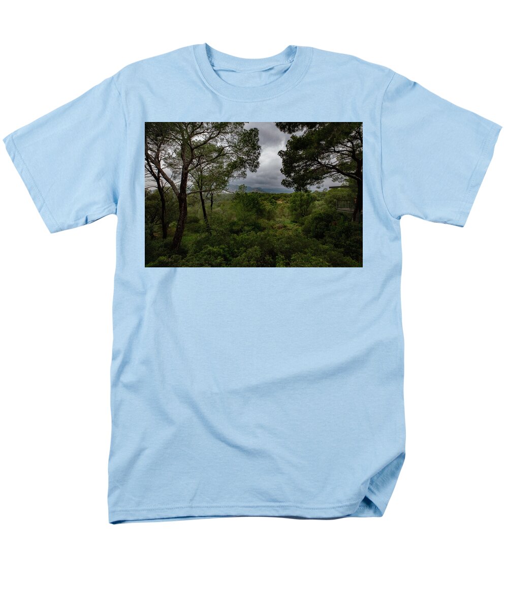 Hillside View from Spain Castle Gardens - Men's T-Shirt  (Regular Fit)