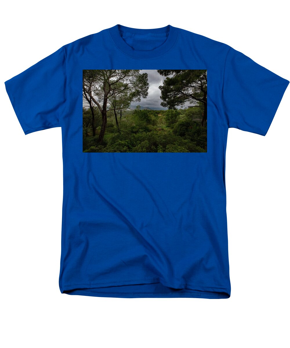 Hillside View from Spain Castle Gardens - Men's T-Shirt  (Regular Fit)
