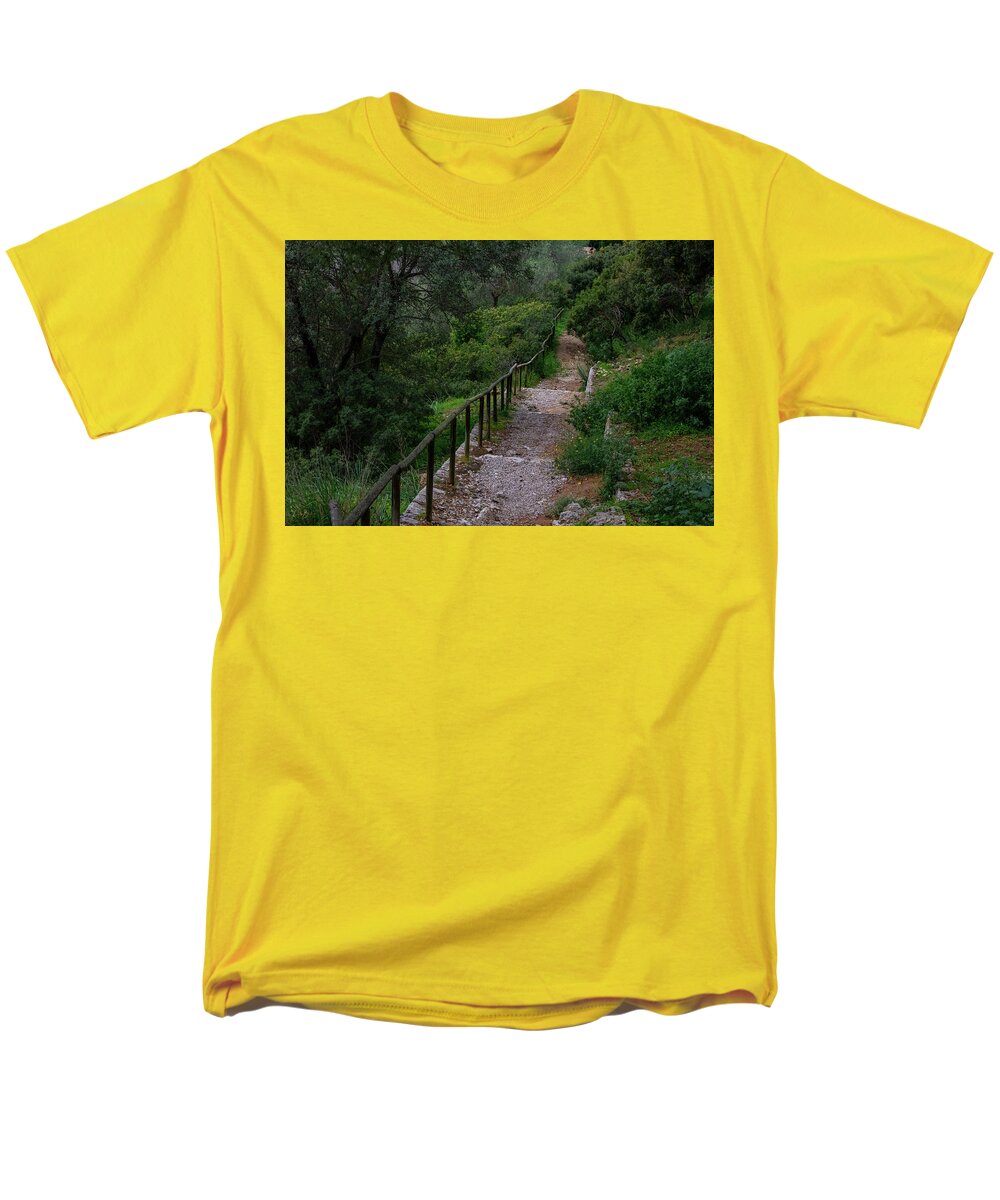 Hillside View from Spain Castle Gardens III - Men's T-Shirt  (Regular Fit)
