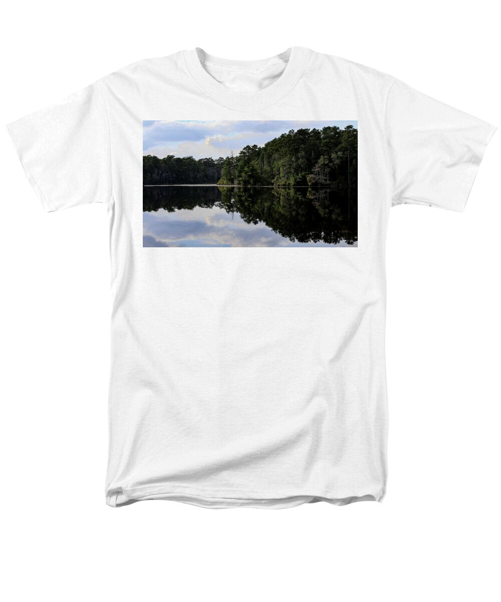 Lake Rim of North Carolina II  - Men's T-Shirt  (Regular Fit)