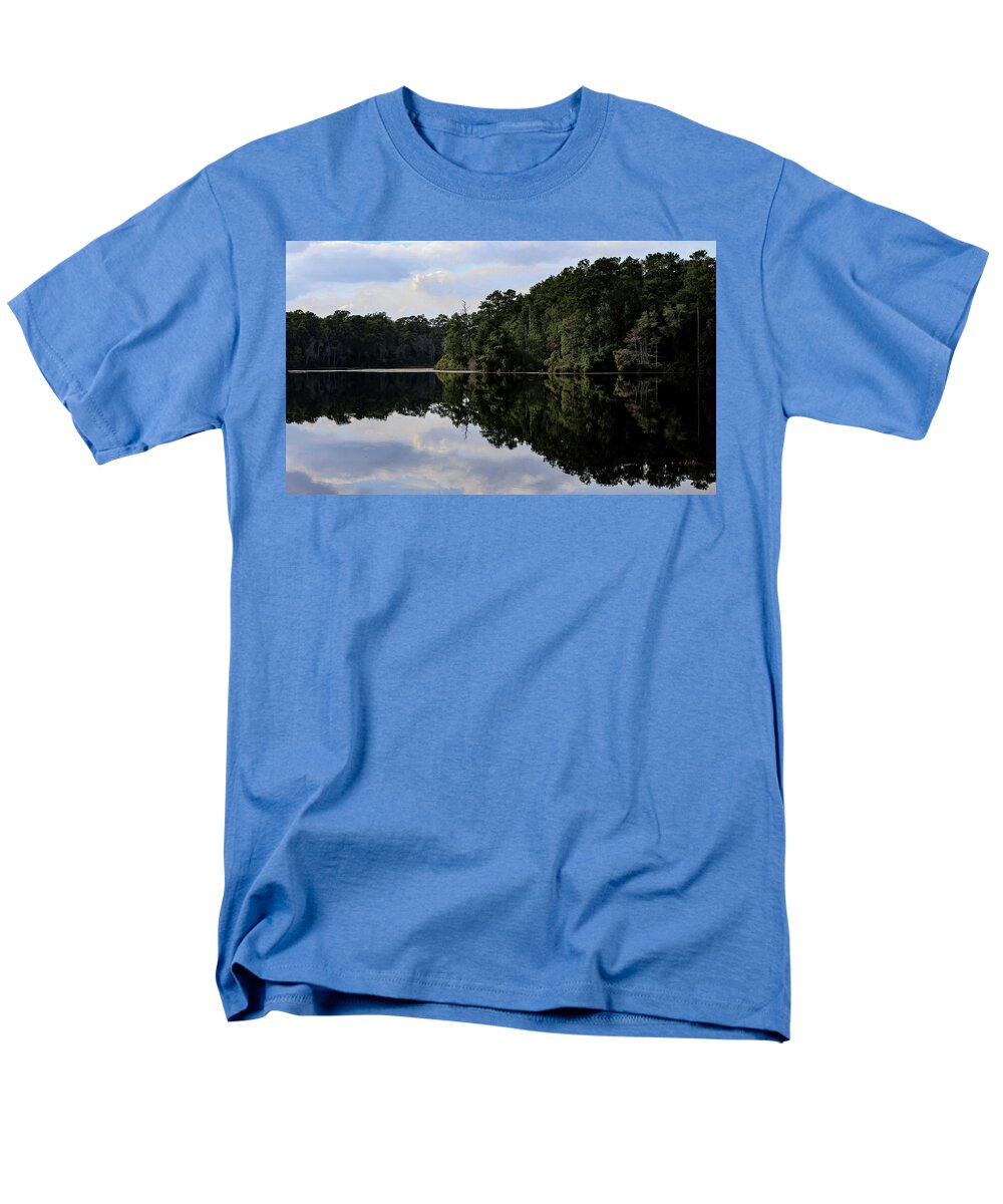 Lake Rim of North Carolina II  - Men's T-Shirt  (Regular Fit)