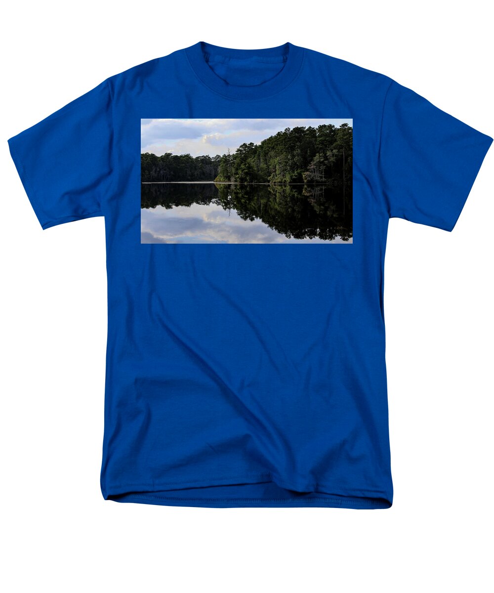 Lake Rim of North Carolina II  - Men's T-Shirt  (Regular Fit)