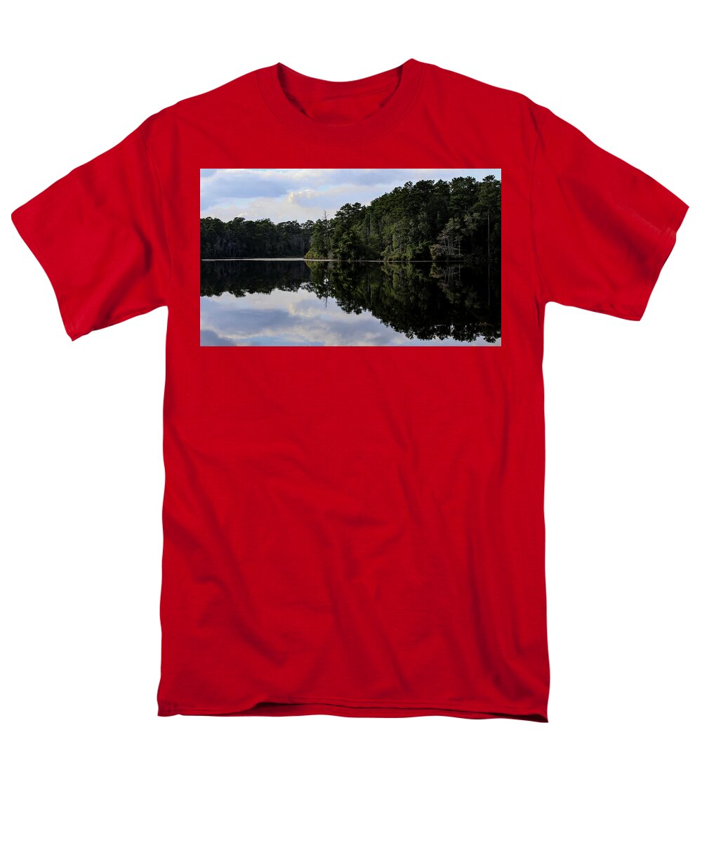 Lake Rim of North Carolina II  - Men's T-Shirt  (Regular Fit)