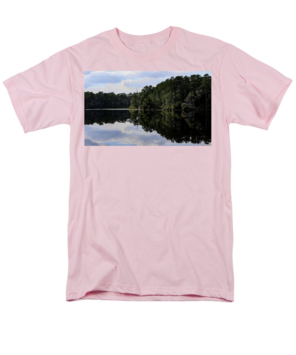 Lake Rim of North Carolina II  - Men's T-Shirt  (Regular Fit)