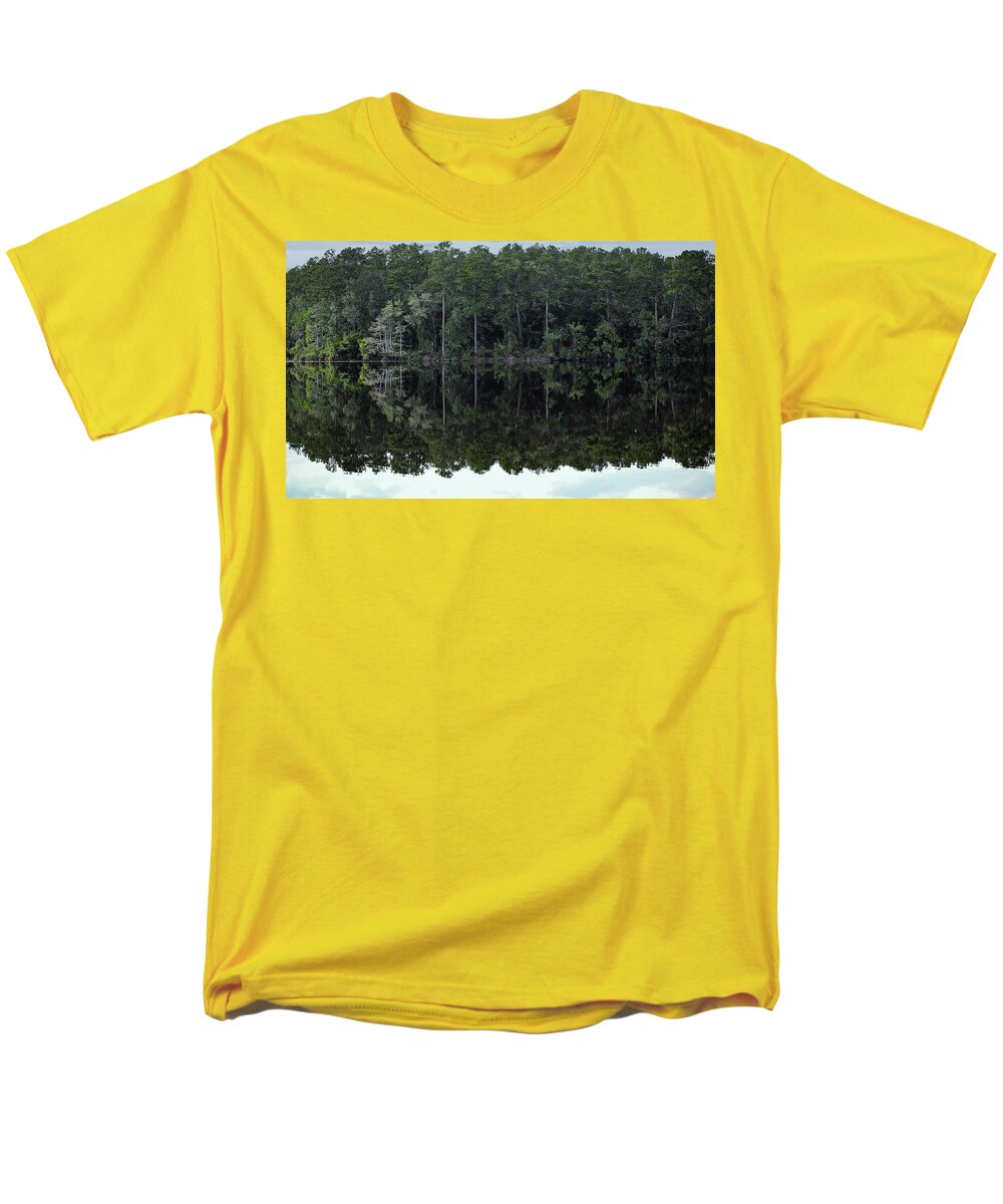 Lake Rim of North Carolina - Men's T-Shirt  (Regular Fit)