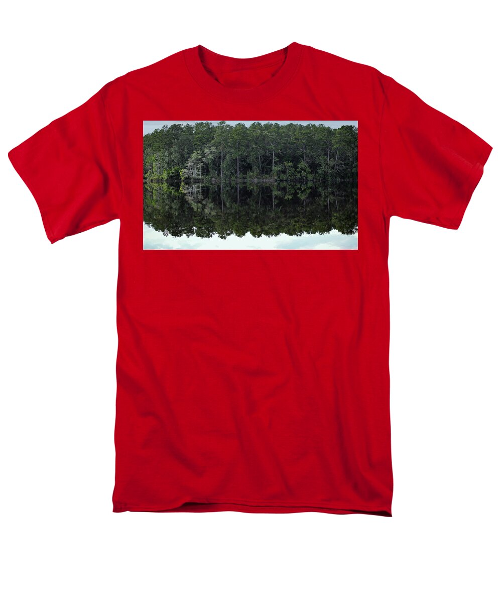 Lake Rim of North Carolina - Men's T-Shirt  (Regular Fit)