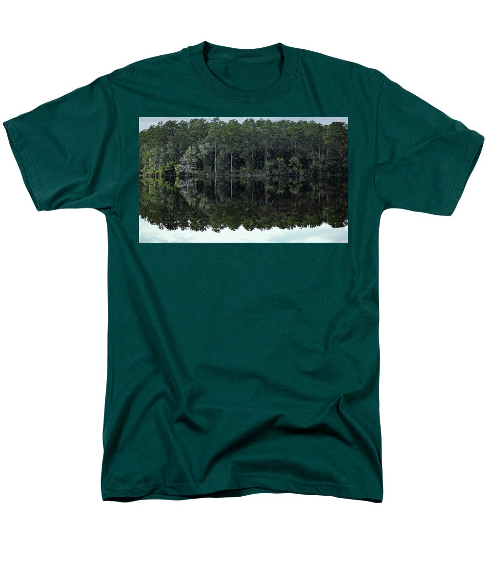 Lake Rim of North Carolina - Men's T-Shirt  (Regular Fit)