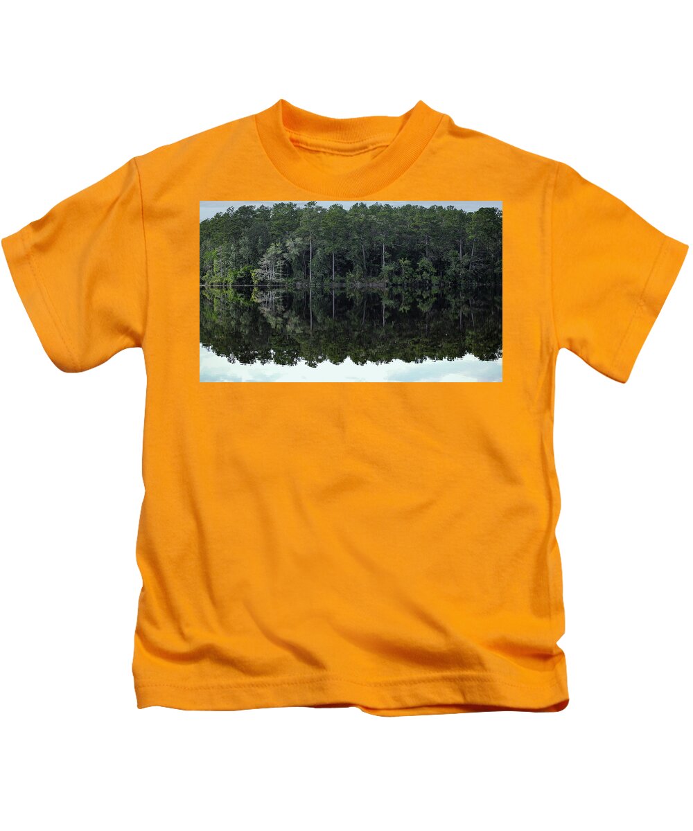 Lake Rim of North Carolina - Kids T-Shirt