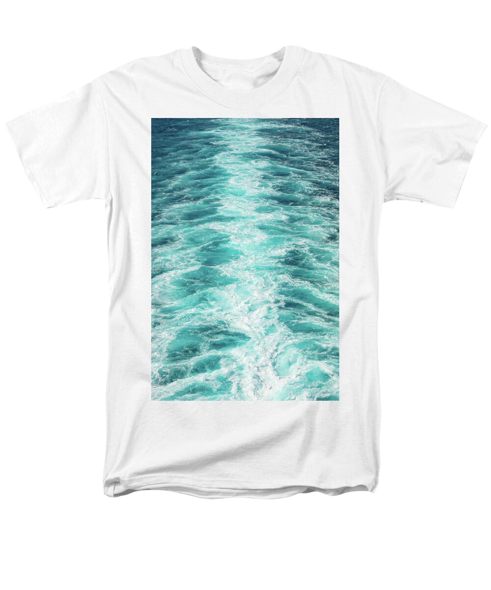 Off the Coastal Waters of Italy - Men's T-Shirt  (Regular Fit)