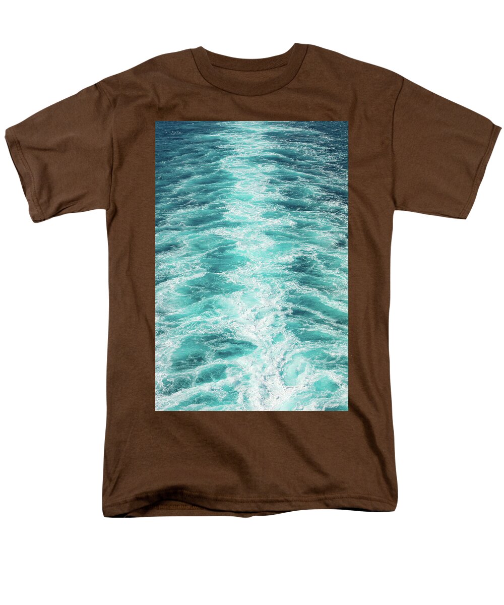 Off the Coastal Waters of Italy - Men's T-Shirt  (Regular Fit)