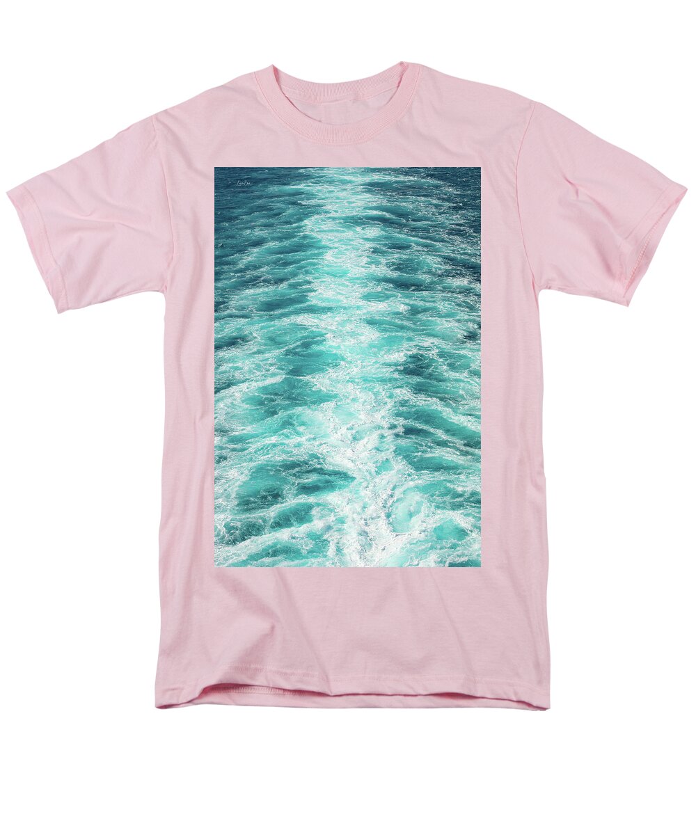 Off the Coastal Waters of Italy - Men's T-Shirt  (Regular Fit)