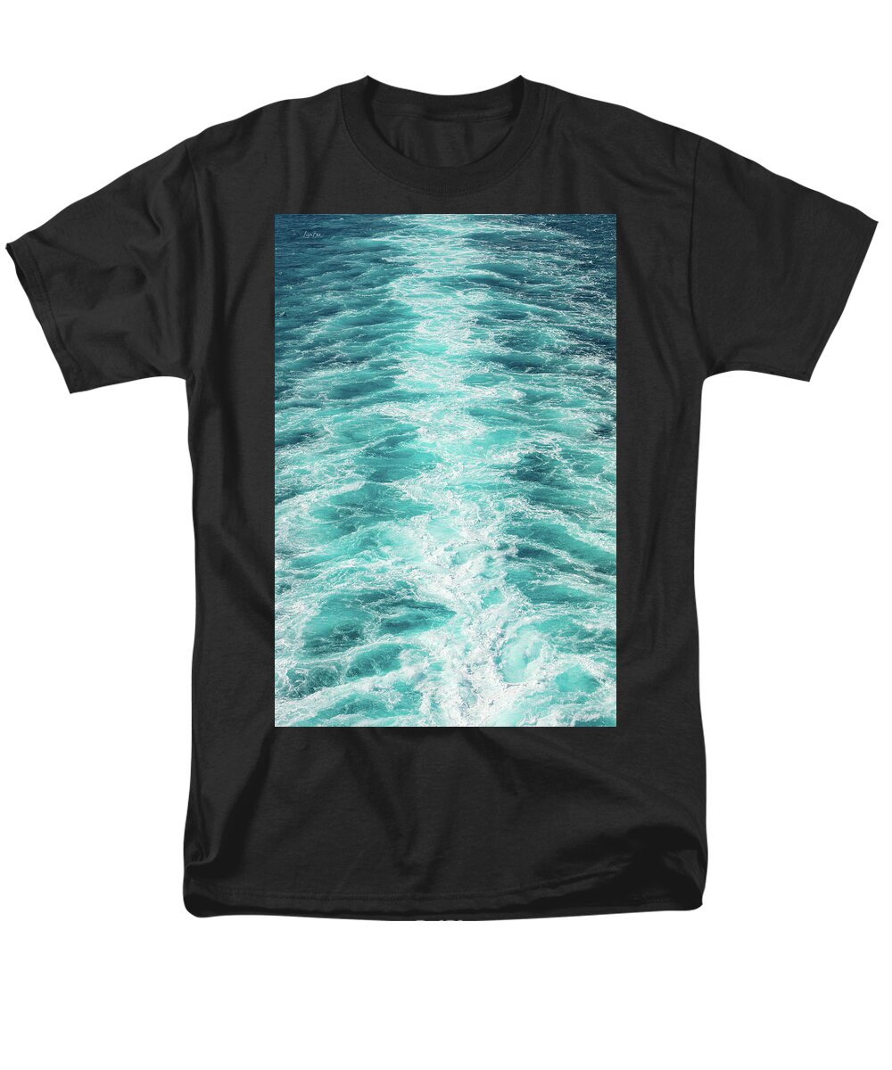 Off the Coastal Waters of Italy - Men's T-Shirt  (Regular Fit)