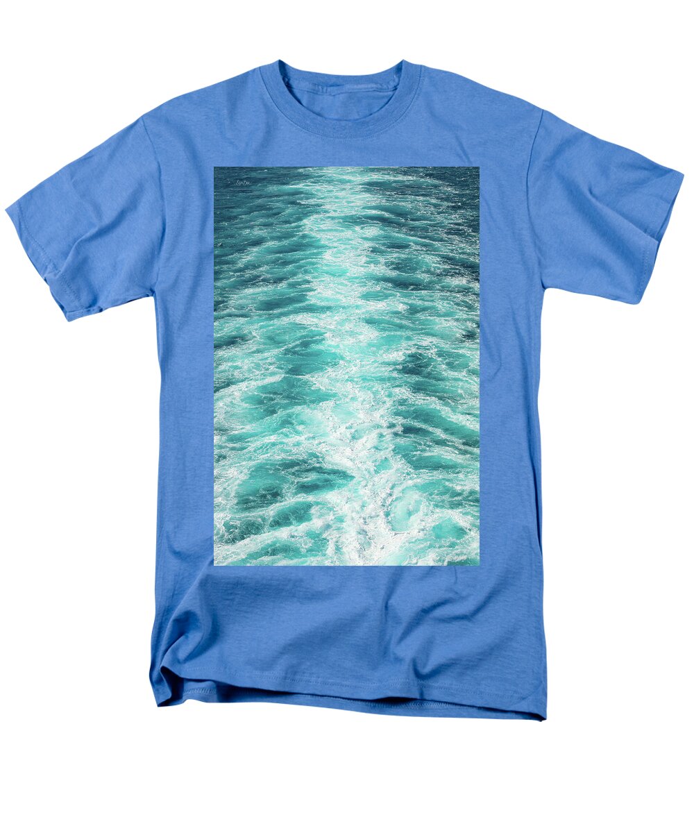 Off the Coastal Waters of Italy - Men's T-Shirt  (Regular Fit)