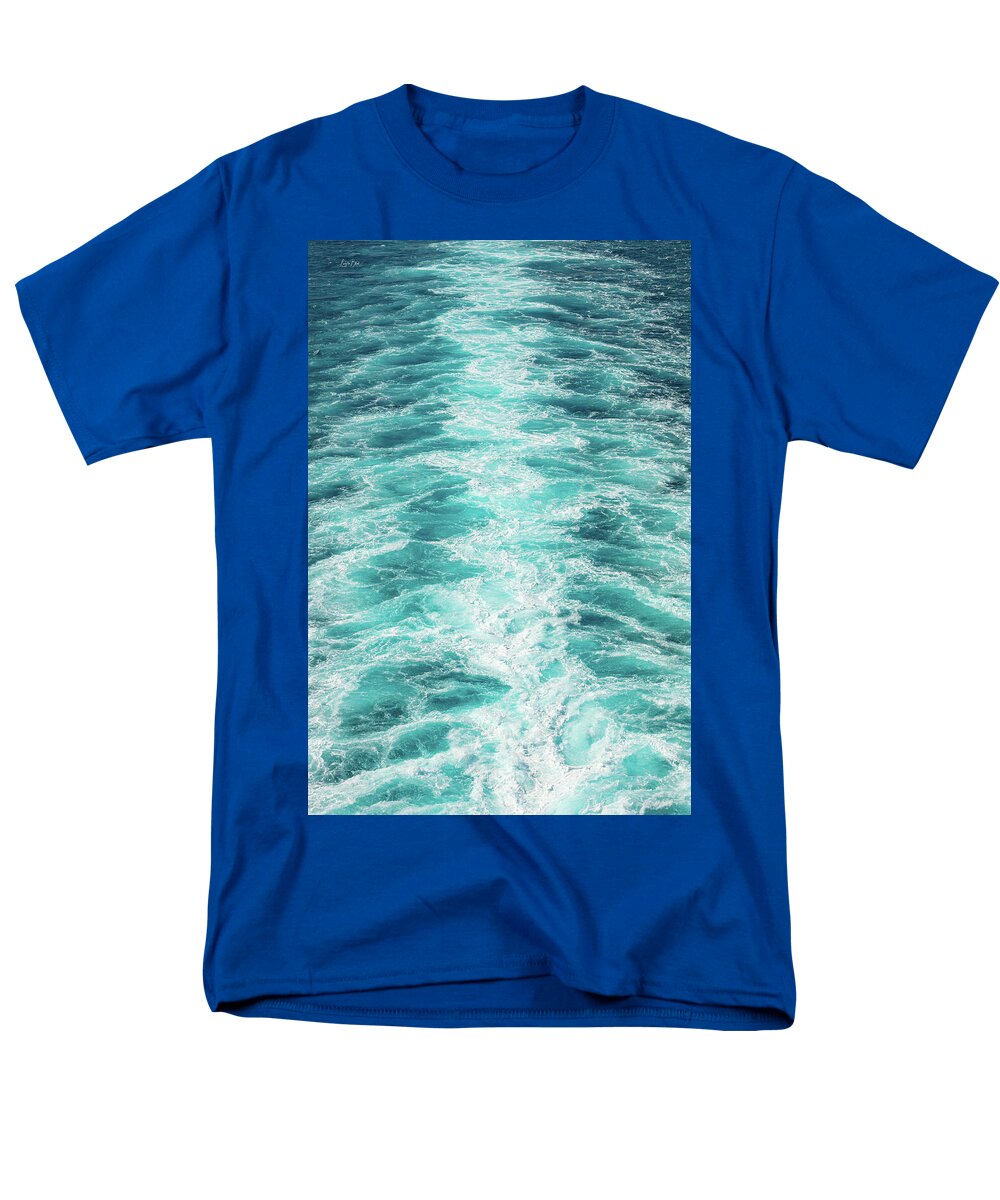 Off the Coastal Waters of Italy - Men's T-Shirt  (Regular Fit)
