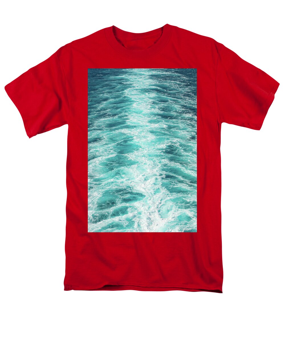 Off the Coastal Waters of Italy - Men's T-Shirt  (Regular Fit)