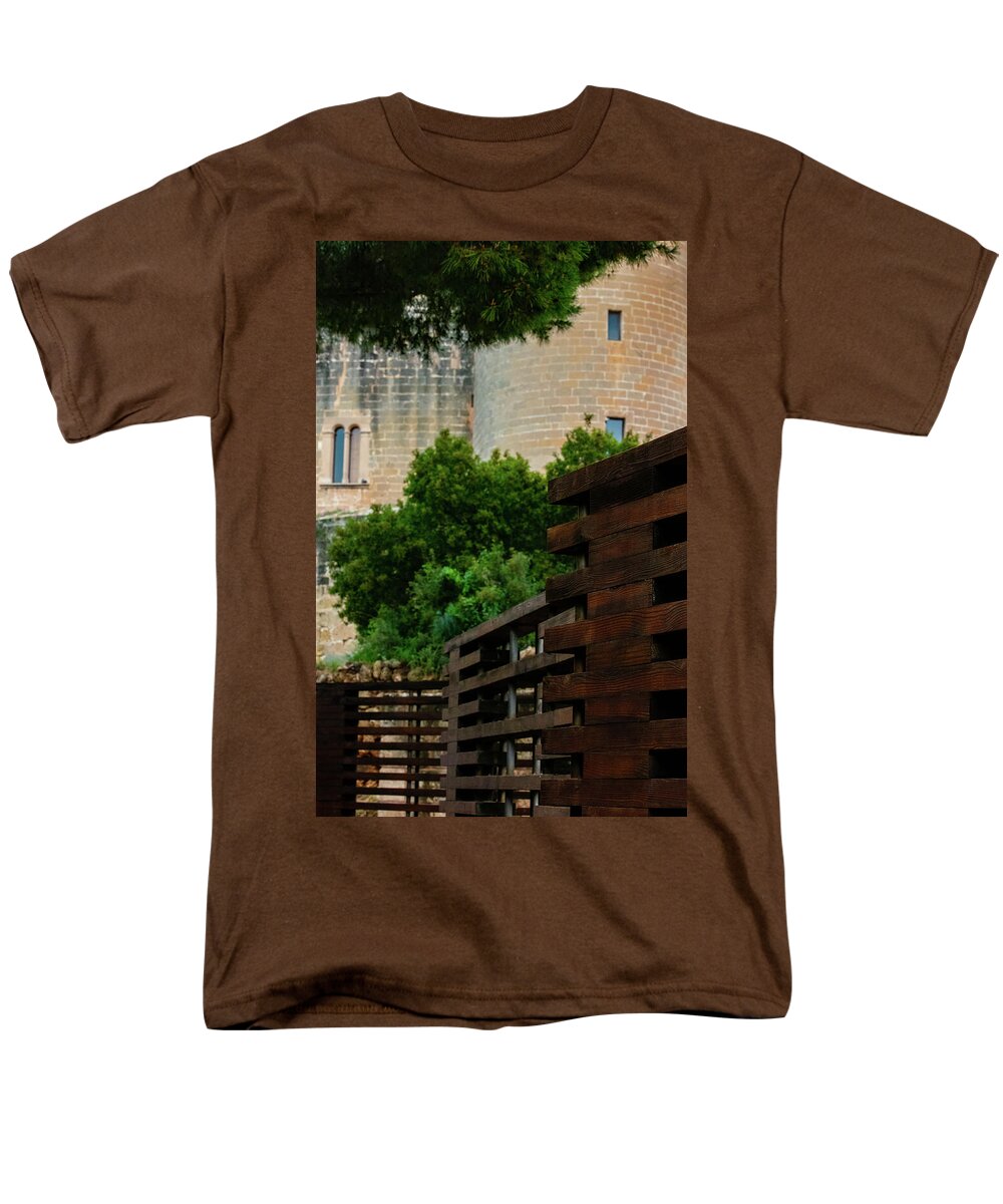 Spain Castle V - Men's T-Shirt  (Regular Fit)