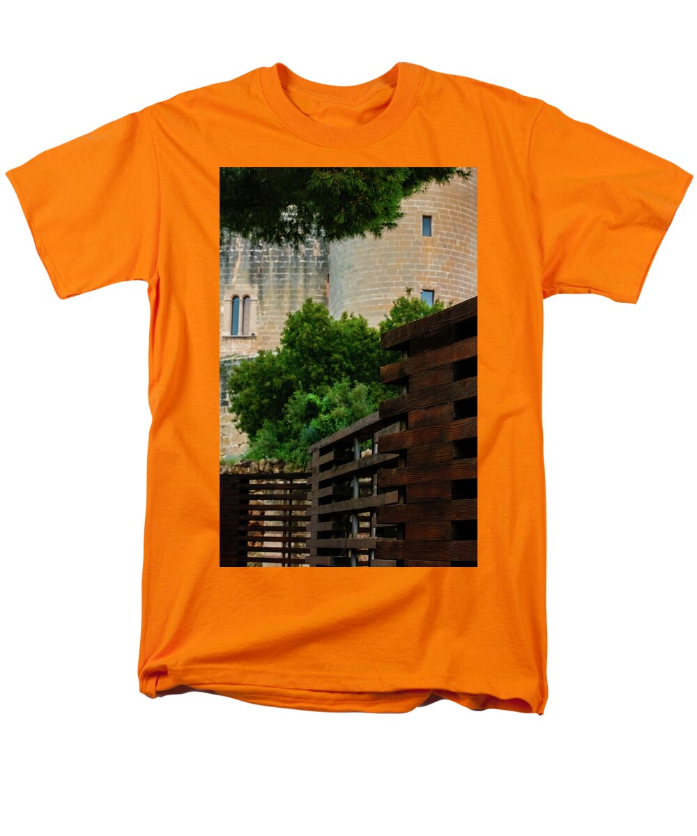 Spain Castle V - Men's T-Shirt  (Regular Fit)