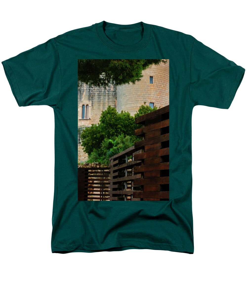 Spain Castle V - Men's T-Shirt  (Regular Fit)