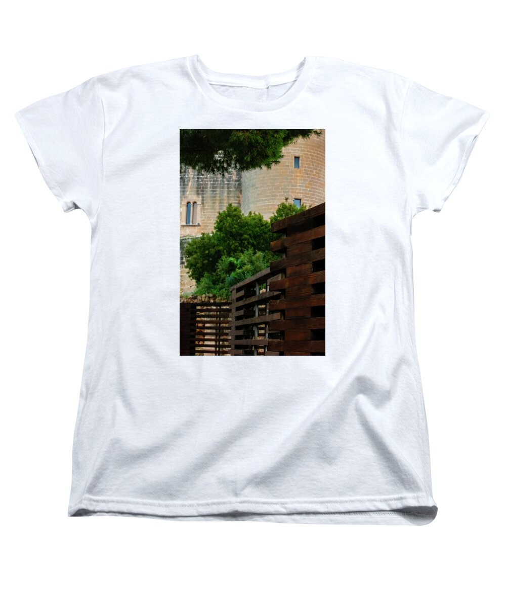 Spain Castle V - Women's T-Shirt (Standard Fit)