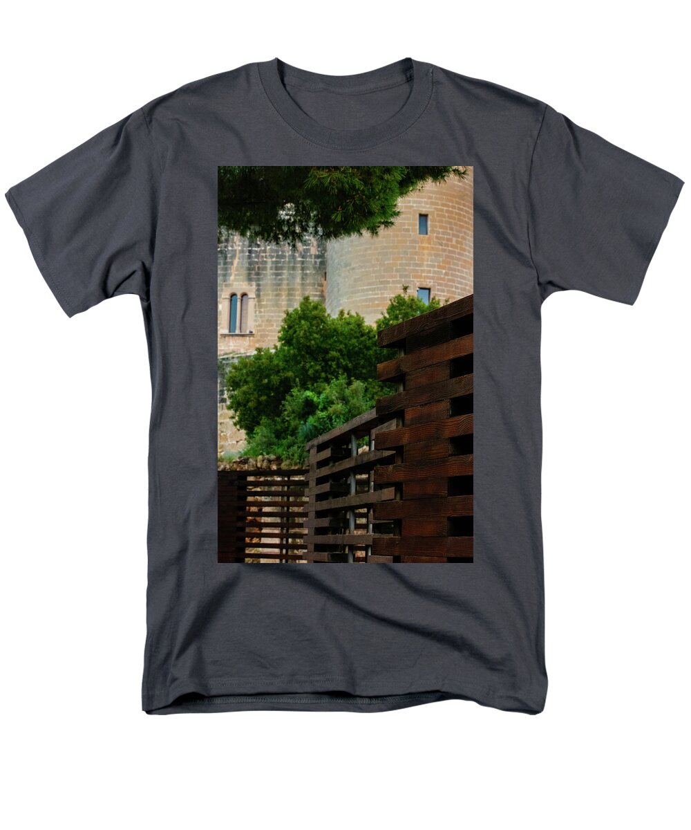 Spain Castle V - Men's T-Shirt  (Regular Fit)